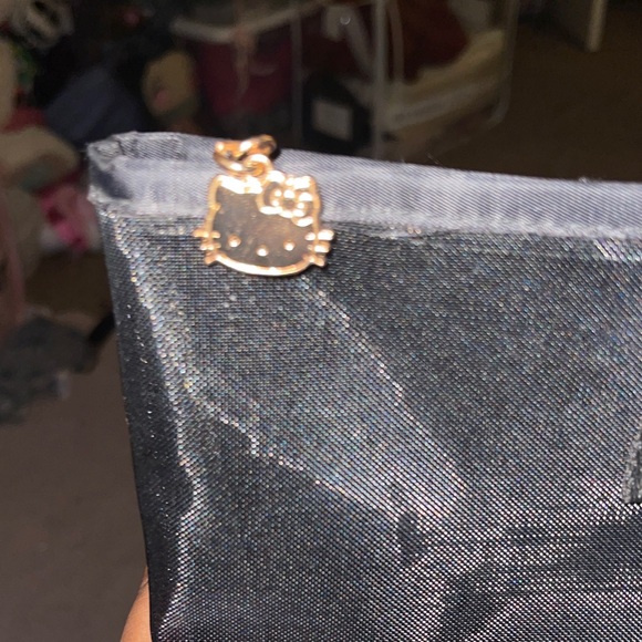 Hello Kitty Mesh Black With Gold Hardware Tote Bag - Picture 3 of 4
